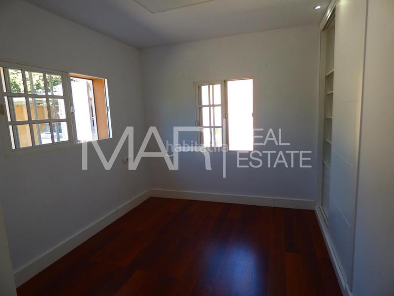 Foto 2ec9186e-4900-4306-99cf-42cc945010be. Chalet mit parking in Los Gallos Chiclana de la Frontera