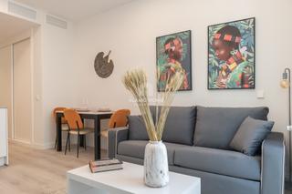 Alquiler Estudio  Calle reina