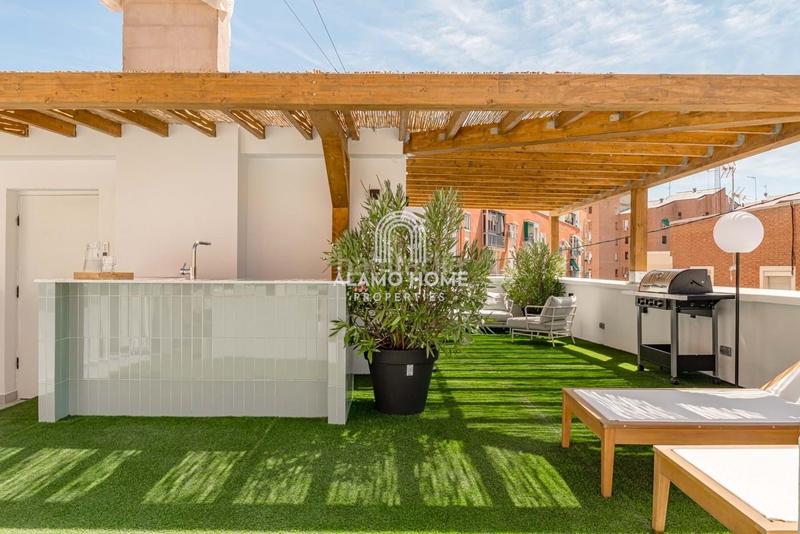 Foto 0f2786e2-add0-413f-b943-bcd83ab1b8f5. Rent studio in Almendrales Madrid