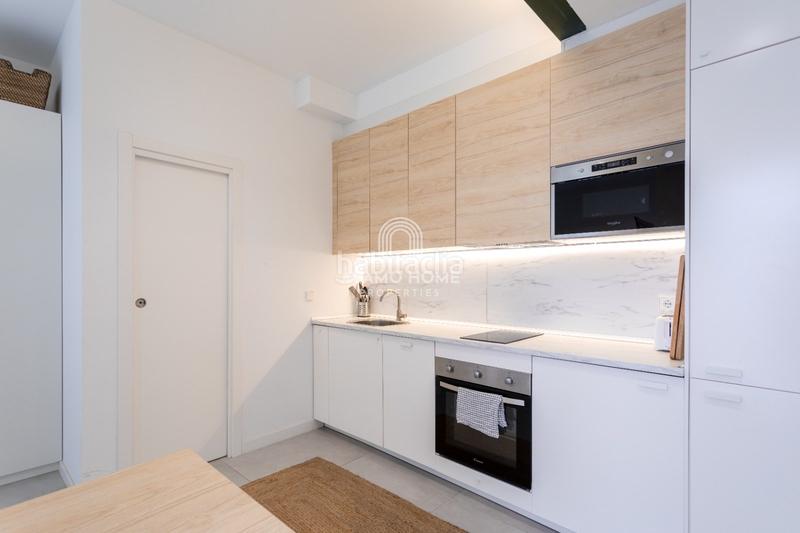 Foto 103f053c-1eb9-422b-89fd-87a2d026fda1. Rent studio in Almendrales Madrid