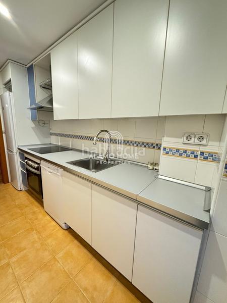 Foto 4a109b1e-14cc-49db-b995-515934fdf8c3. Miete etagenwohnung mit heizung pool in Sanchinarro Madrid