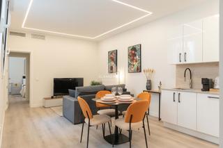 Miete Etagenwohnung  Calle de la reina