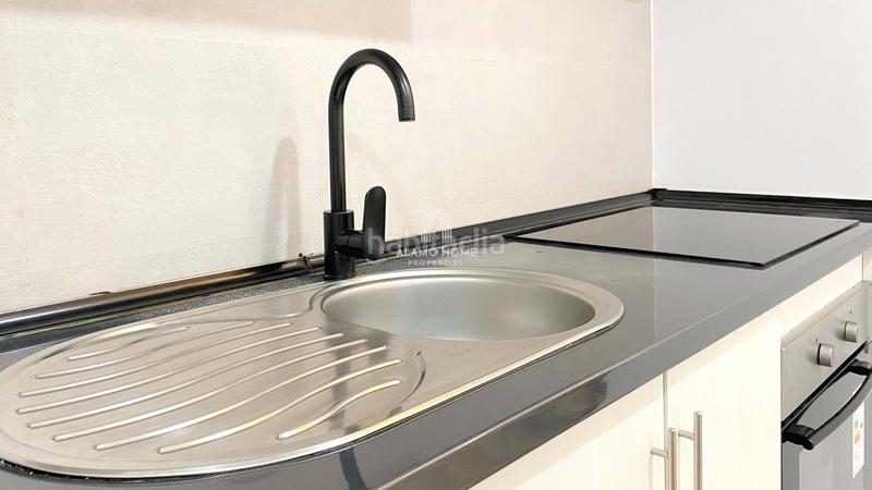 Foto 9960b4e4-afe7-48ac-9cba-52fee9b504ed. Alquiler piso en Orcasitas Madrid