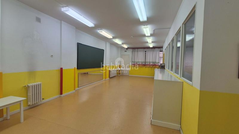 Foto d38f5580-e829-4e1d-a258-bc20232b369d. Local comercial en Gaztambide Madrid