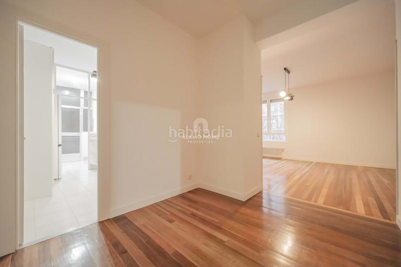 Foto 11199127-72ef-4262-8a79-03ae4f0bf167. Rent flat with heating in El Viso Madrid