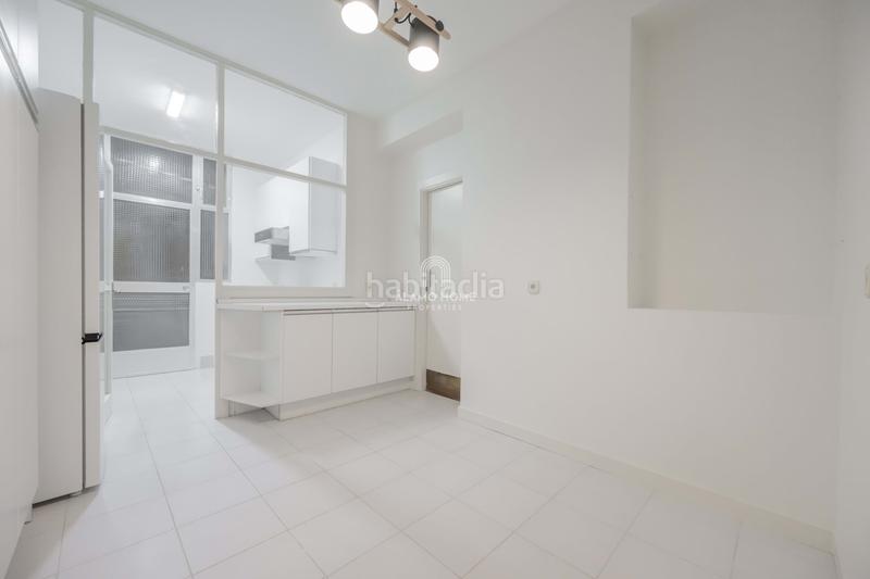 Foto 774a4aaf-2b83-442a-bb85-70a3c77906df. Rent flat with heating in El Viso Madrid