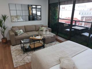 Miete Studiowohnung  Calle de castelló