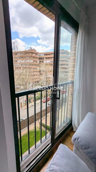 Foto f61bb9ae-9b67-4ba5-ba5c-9cea10b45e19. Affitto appartamento con riscaldamento parcheggio piscina in Madrid