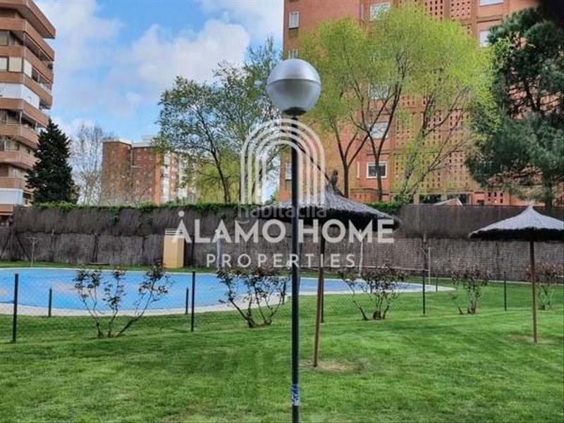 Foto 18e8974e-8ebf-4c97-80e4-a410fde46d10. Lloguer pis amb calefacció aparcament piscina a Canillas Madrid