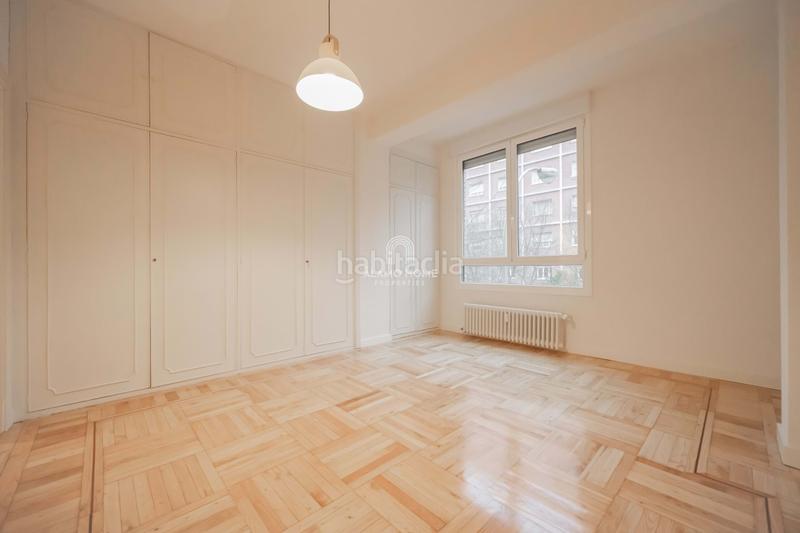 Foto 9178fa90-f11d-4899-b8f8-56adc06db58d. Alquiler piso en El Viso Madrid