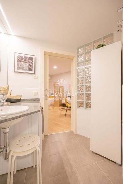 Foto 83e8b8df-ace5-4f50-8d30-62d060233b57. Miete studiowohnung mit heizung in Trafalgar Madrid