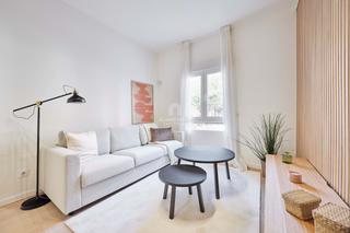 Miete Etagenwohnung  Calle catalina suarez