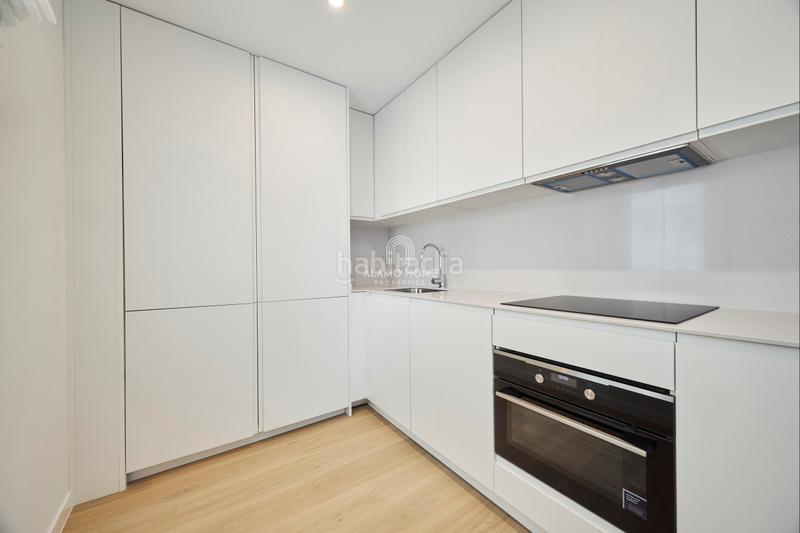 Foto fc3e8a7d-b283-430d-b38f-174588500cca. Alquiler piso en Pacífico Madrid