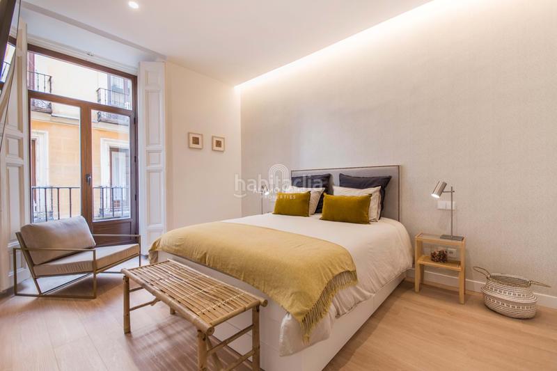 Foto 41a24d36-4be1-43ce-8379-cd97efa1ad3b. Rent flat in Sol Madrid