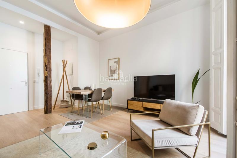 Foto a8aaf5fd-b519-46f6-ae34-c636a909bcf0. Rent flat in Sol Madrid