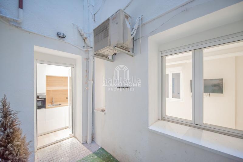 Foto eddcdb1a-5afe-4c84-96e9-56b6c7dd20a9. Flat with heating in Recoletos Madrid