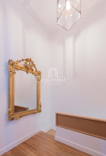 Foto d3bc4fdb-a7c2-4868-9a55-ea858b676c45. Local commercial dans Recoletos Madrid