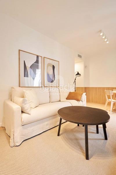 Foto 29634bf5-da60-40f2-9ad9-402e34fe7585. Alquiler piso en Embajadores-Lavapiés Madrid