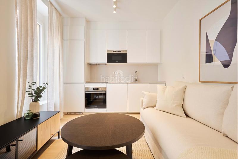 Foto 47dcbd6a-c247-4bae-8b56-abaac05d184f. Alquiler piso en Embajadores-Lavapiés Madrid