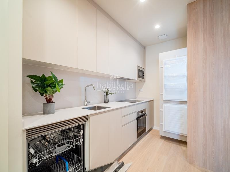 Foto 1ce65c23-d121-435e-85a8-5693c92750a0. Rent flat with heating in Vallehermoso Madrid