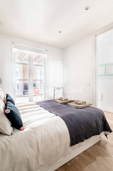 Foto ca42cbd4-7103-4782-9f8a-30131530dd10. Location appartement dans Universidad-Malasaña Madrid