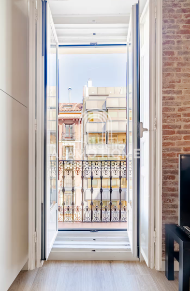 Foto 40db56f4-5abd-4ee2-84a7-77b54c67a069. Miete etagenwohnung in Universidad-Malasaña Madrid