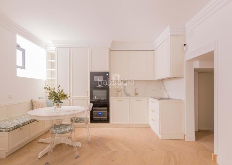 Foto cc5f1ff5-1679-43ef-8c43-5a958b852a34. Etagenwohnung in Recoletos Madrid