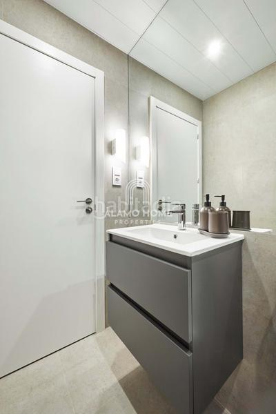 Foto 807b7a40-74aa-459e-a054-f02819b27463. Alquiler piso en Embajadores-Lavapiés Madrid