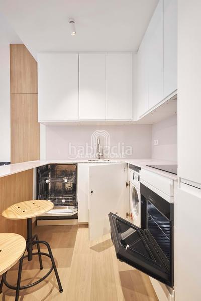 Foto 106b8f80-1d53-49b2-bda8-e8124911bdc2. Alquiler piso en Sol Madrid