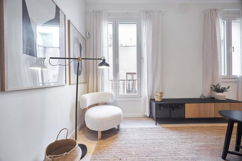 Foto 1ec94c30-d7da-4914-ad74-7e21b4814abb. Alquiler piso en Sol Madrid