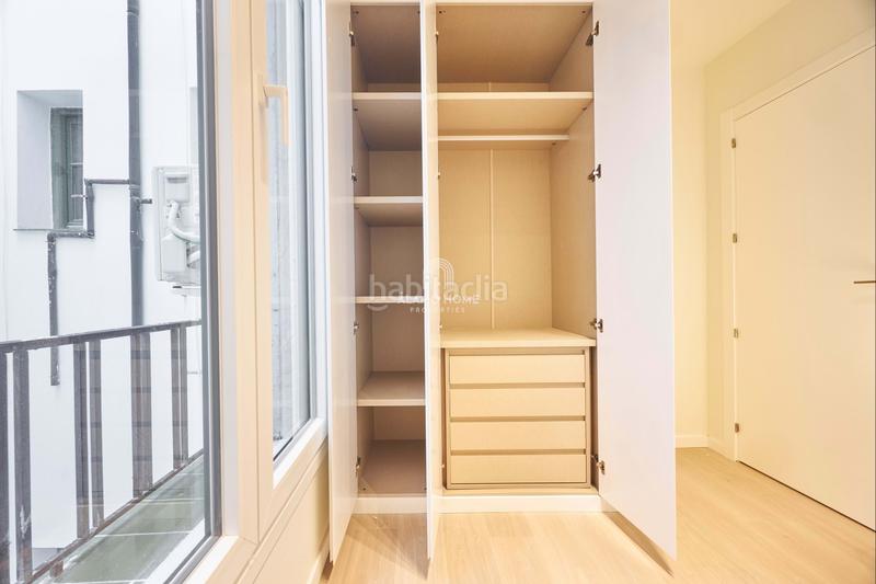 Foto 31541b22-5248-4297-88a0-170e79343186. Alquiler piso en Sol Madrid