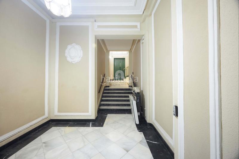 Foto d50cf1e2-d0c9-4ef1-bfab-9157996bacaa. Alquiler piso en Sol Madrid