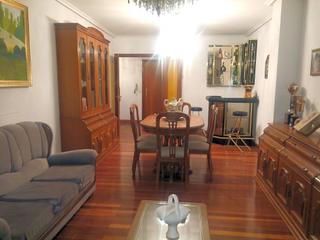 Etagenwohnung in Avenida bilbao 6