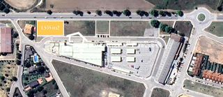 Terreny residencial a Infanta leonor 1. Parcela urbana consolidada  para nave comercial o vivienda