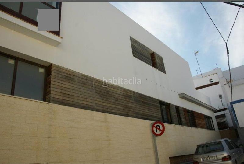 Foto 0af75a54-e060-4998-a640-d28c25a8c04f. Business premise in Núcleo urbano Chiclana de la Frontera