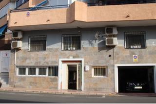 Duplex  N/a. Magnífico dúplex, totalmente amueblado a unos 250 m. de la playa