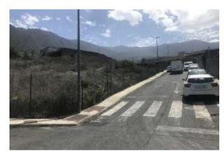 Terreno residencial en Las Cuevas - Los Gómez. Solar para uso residencial, compatible con otros usos.