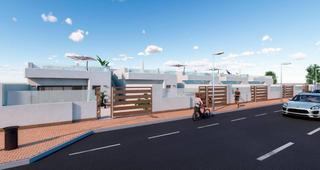Chalet à Torre-Pacheco. Preciosas villas recién construidas junto a varios campos de gol