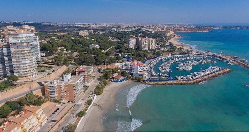 Foto 8e4896cb-b7d3-4765-9bd0-c0b394228cae. Appartement avec parking piscine dans Campoamor Orihuela