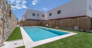 Maison jumelée à Los Almendros. Preciosas villas, adosados y pareados a estrenar en villamartín