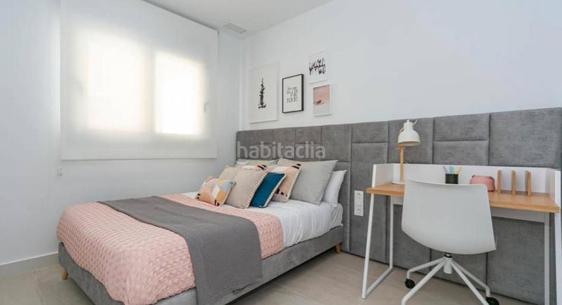 Foto 44b3e81d-2d91-40c3-985e-930005d0dcc2. Doppelhaus mit parking pool in Los Balcones-Los Altos Torrevieja