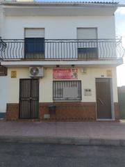 Casa adossada a Robledo (El). Vivienda más dos comercios, con 422 m. en ubicación inmejorable