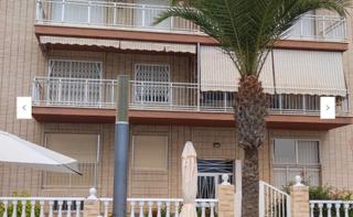 Pis a Zona Playa del Cura. Piso grande en primera línea de playa, a 15 metros del mar.