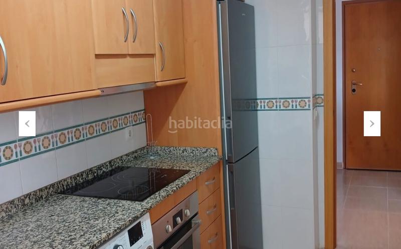 Foto 89b3326a-add5-45d0-96ea-fa7d3e5b35a0. Flat in calle apolo 205 in Centro - Muelle Pesquero Torrevieja