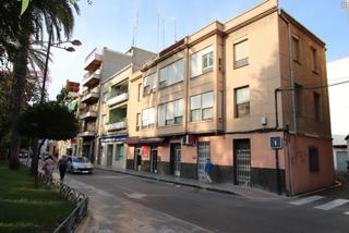 Terreny residencial  N/a. Edificio para derruir en pleno centro de orihuela.