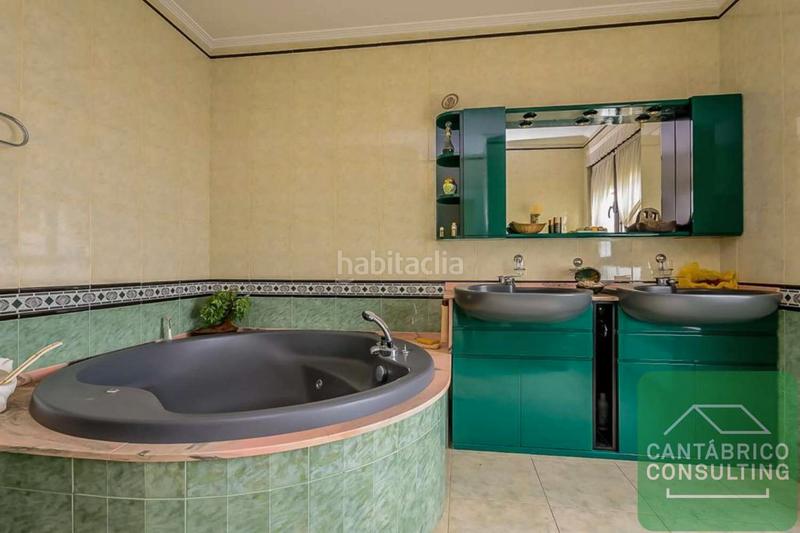 Foto f59615f8-0e5f-4ec8-9523-d5ca2305fd46. Chalet con riscaldamento in Navia