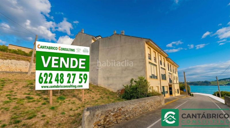 Foto 459b8f55-b3a2-40f2-885e-b8e69059c841. Casa amb aparcament a Castropol