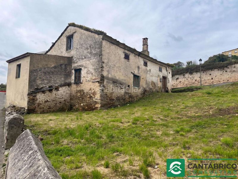 Foto 5f7a74eb-7221-431a-9f2b-0b59c9afb4f8. Casa amb aparcament a Castropol