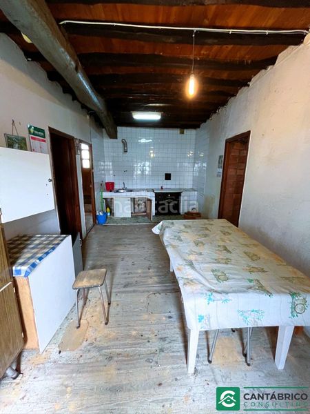 Foto 8fc90d65-2971-4c89-84ba-67fd79066d6f. Casa amb aparcament a Castropol