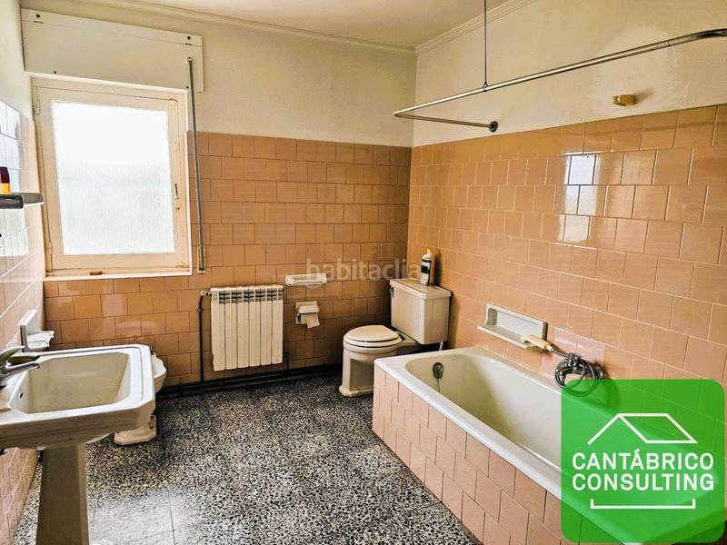 Foto aef5a800-acd6-4054-9dba-c17041f1ef79. Casa in n/a in Navia